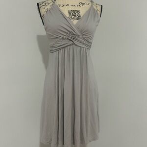 Gray‎ Sleeveless V-Neck Midi Dress for Weddings